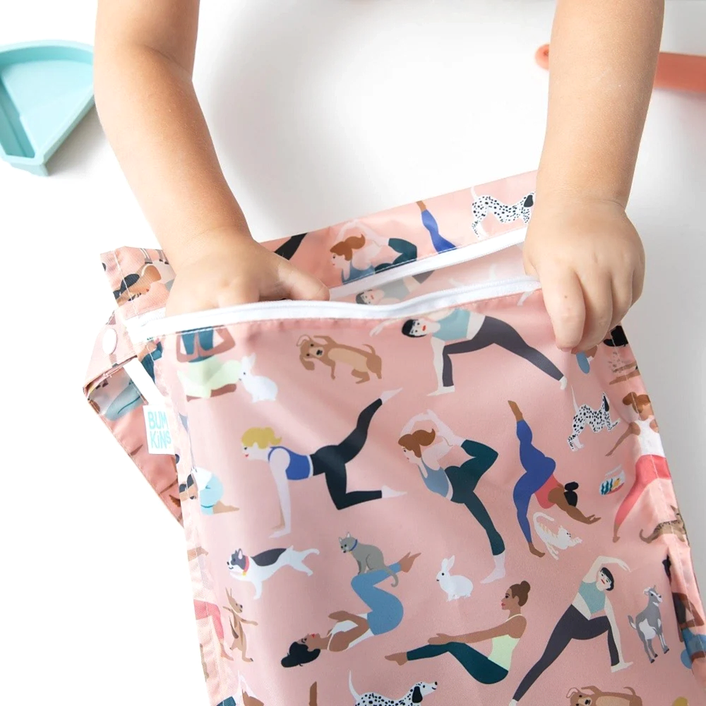 Bumkins Islak/Kirli Çantası - Yoga Pals - Önlük - Görsel 2